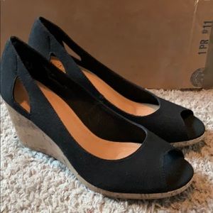 Dexflex Comfort open-toe wedge